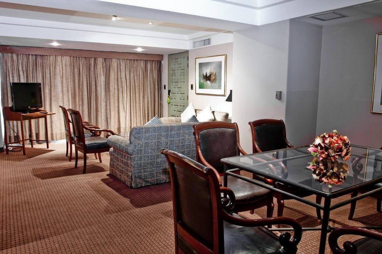 Hotel Maria Angola ลิมา ภายนอก รูปภาพ