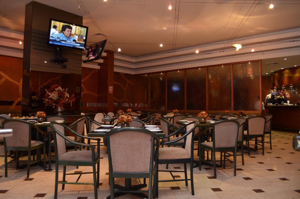 Hotel Maria Angola ลิมา ภายนอก รูปภาพ