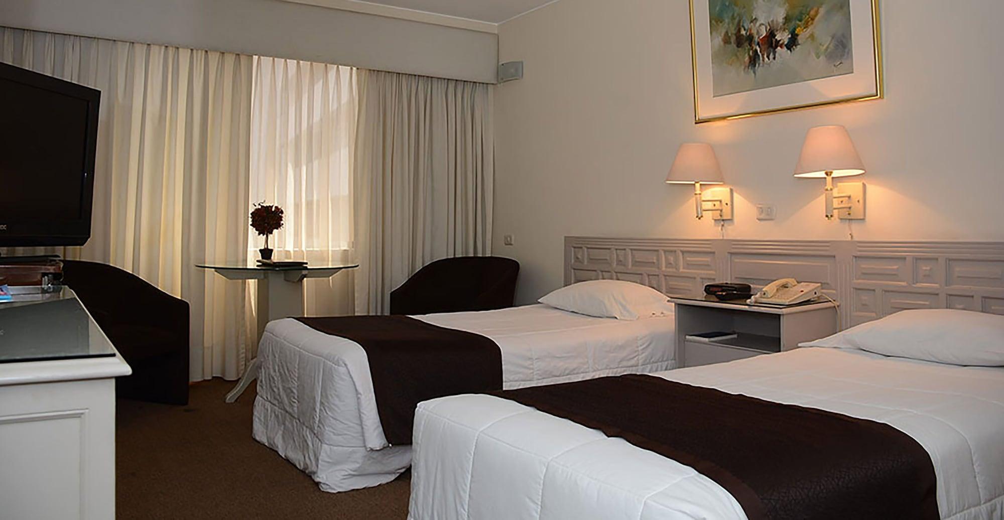 Hotel Maria Angola ลิมา ภายนอก รูปภาพ
