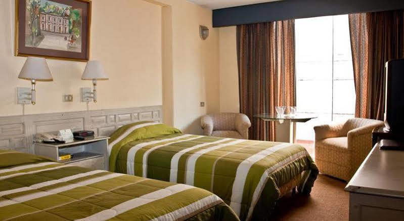 Hotel Maria Angola ลิมา ภายนอก รูปภาพ