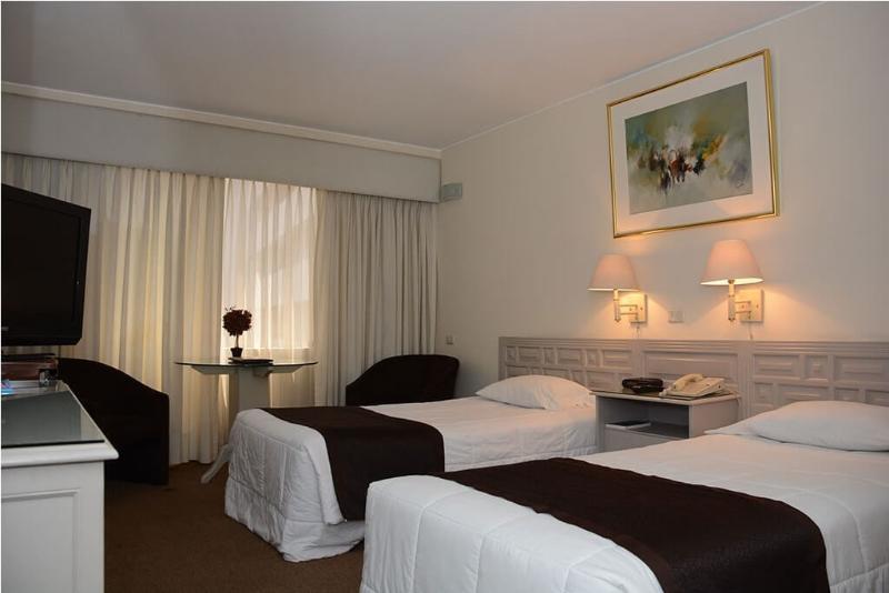 Hotel Maria Angola ลิมา ภายนอก รูปภาพ